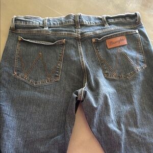 Wrangler retro relaxed boot jeans size 36x30